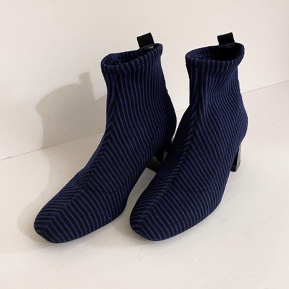 ZARA STRIPED SOCK BOOTIE EUC 6.5 - Picture 2 of 9